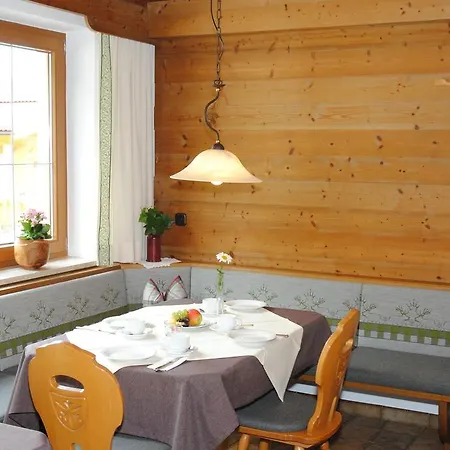 Gaestehaus Pirker Oda ve Kahvaltı