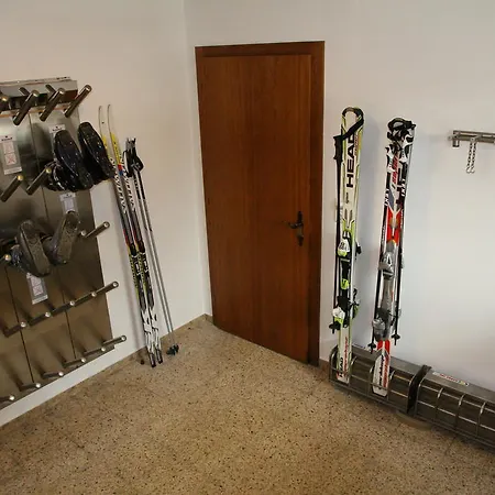 فندق مبيت وإفطار Gaestehaus Pirker