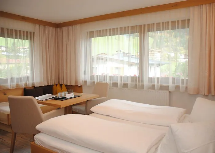 Bed & Breakfast Gaestehaus Pirker Finkenberg