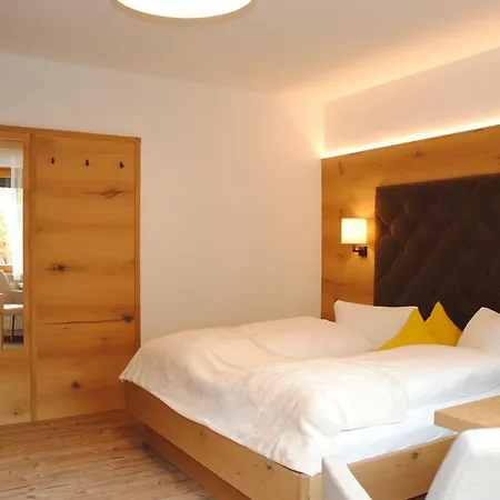 Bed & Breakfast Gaestehaus Pirker